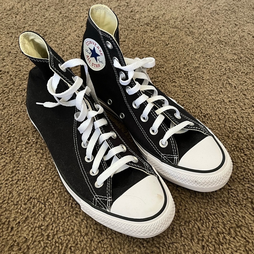 Converse Unisex Chuck Taylor High-Top Sneakers